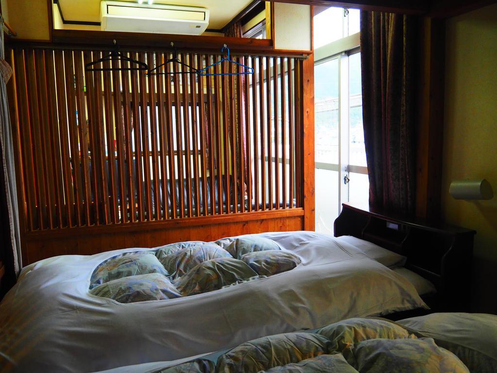 Hotel Sudomari Minshuku Friend Yakushima  Esterno foto